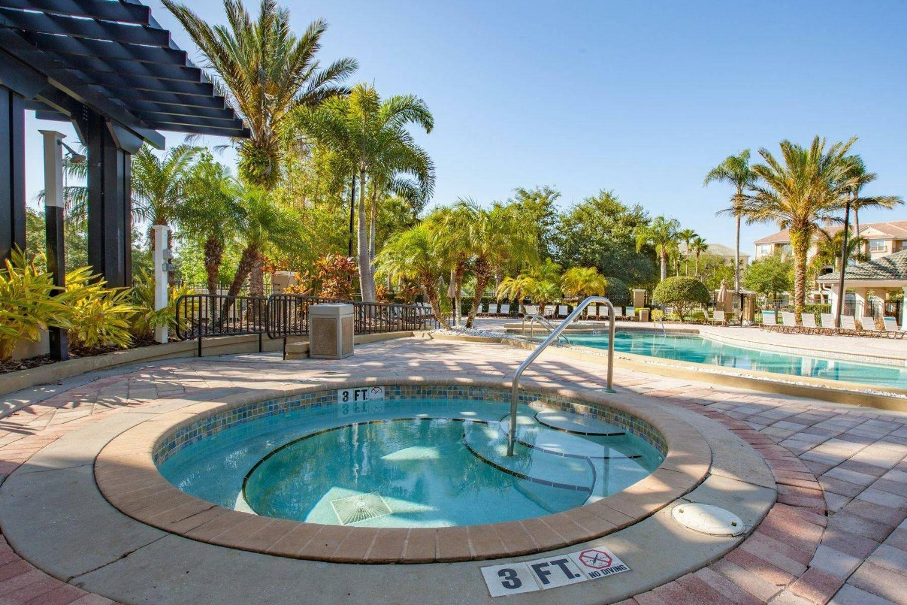 Modern Vacation Apartment With A Lake View At Vista Cay Resort Vc4816 Orlando Exterior foto