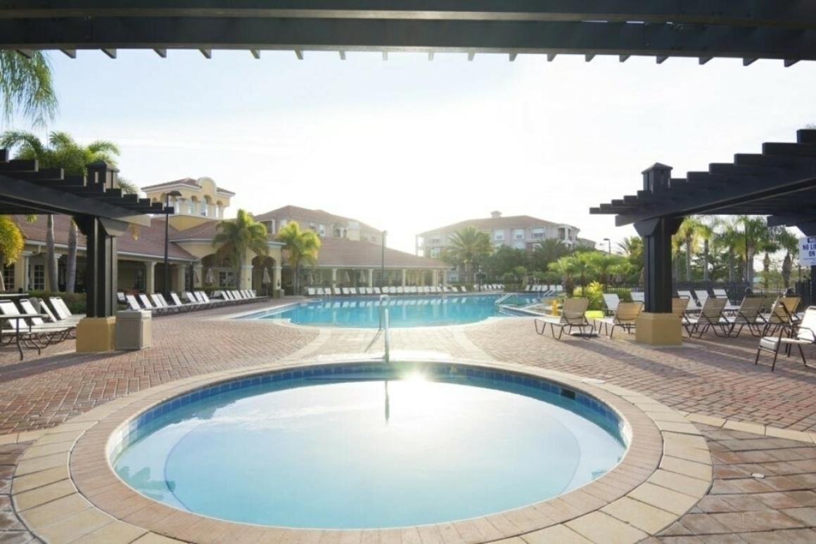 Modern Vacation Apartment With A Lake View At Vista Cay Resort Vc4816 Orlando Exterior foto