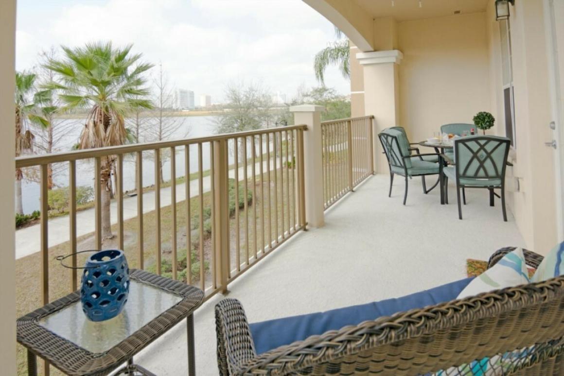 Modern Vacation Apartment With A Lake View At Vista Cay Resort Vc4816 Orlando Exterior foto